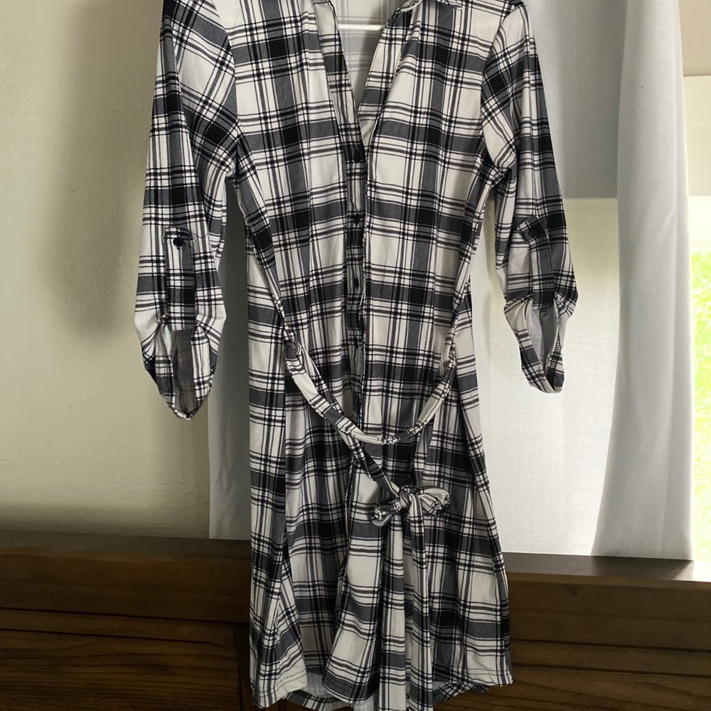 Black and white long shirt / dress